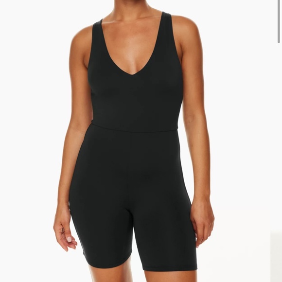 aritzia babaton vneck romper - Picture 1 of 4